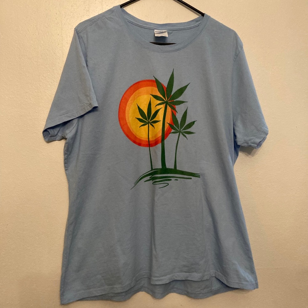 Port & Company Graphic T-Shirt Ladies XXL Light Blue Sunset Palm Tree